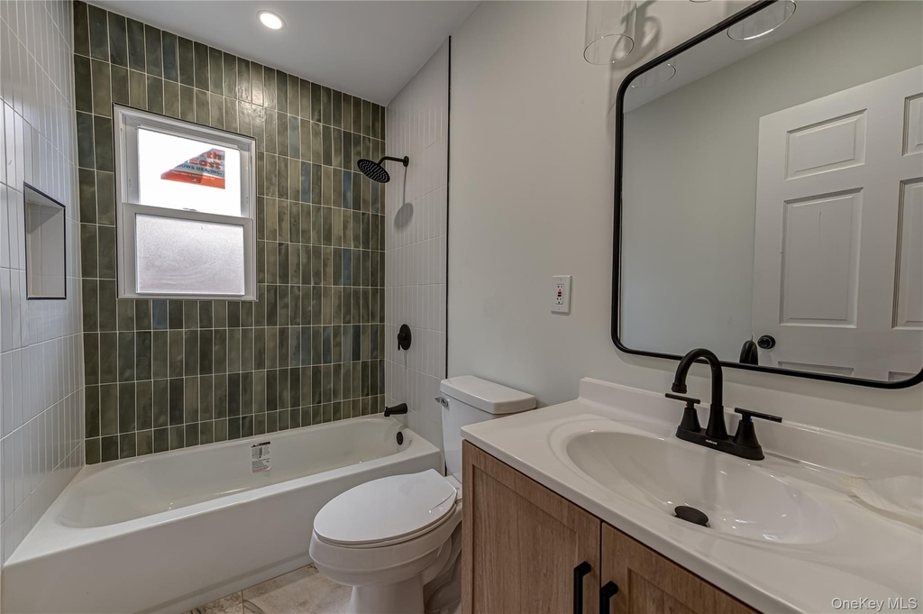 2528 Marshall Avenue - Photo 11