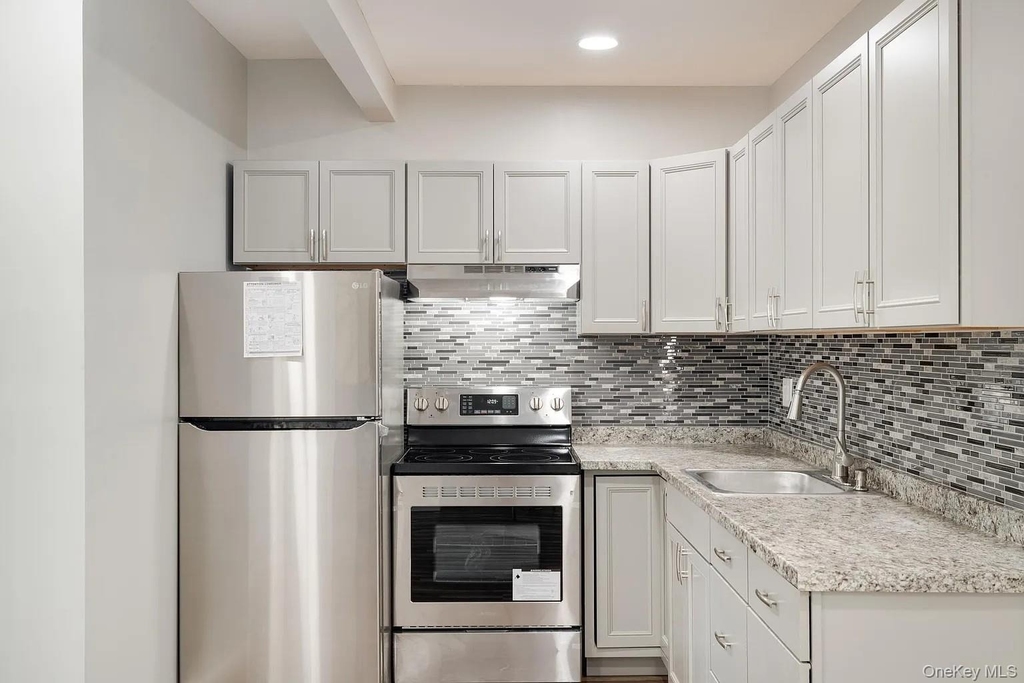 42 Haab Avenue - Photo 2