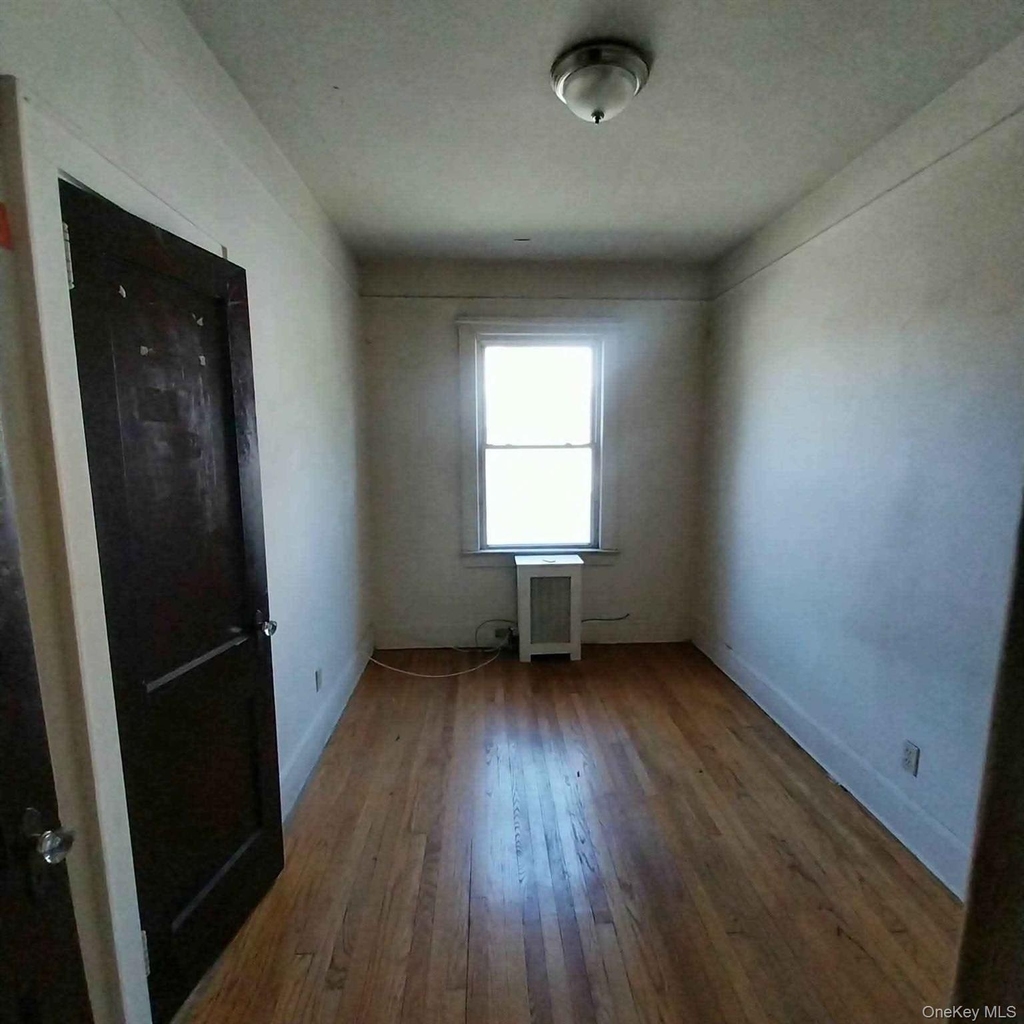 19 Madison Avenue - Photo 8