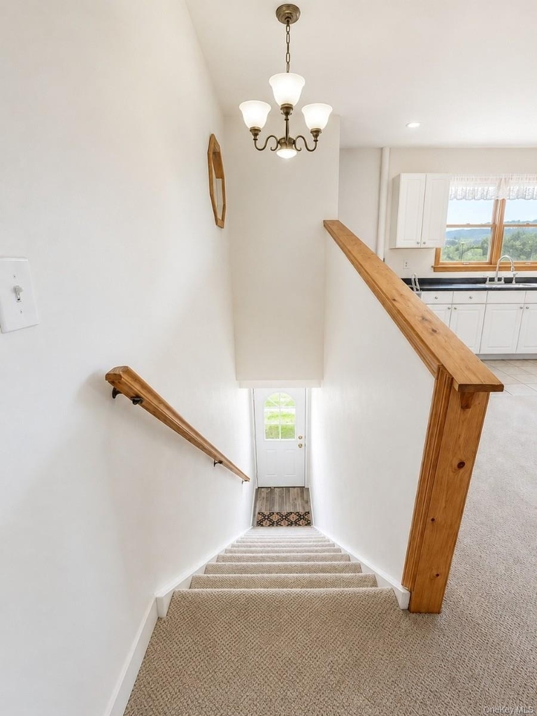 126 Jackson Avenue - Photo 2