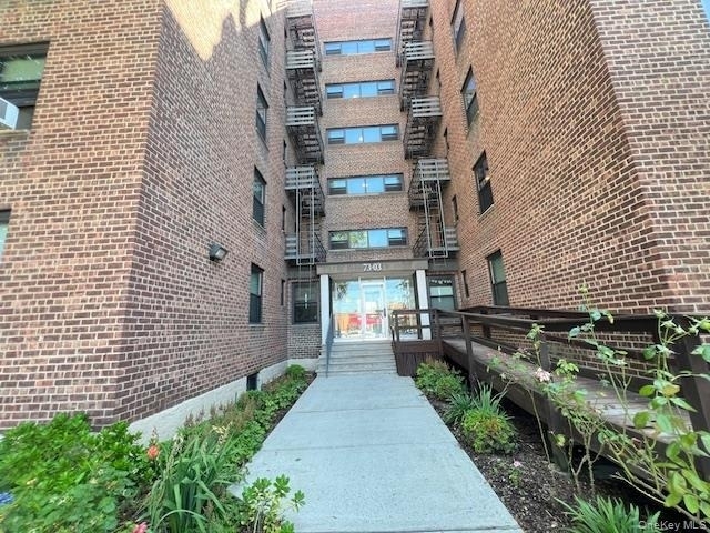 73-03 Bell Boulevard - Photo 0