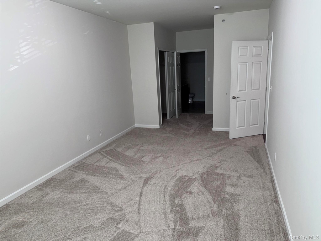 614 Saratoga Lane - Photo 10