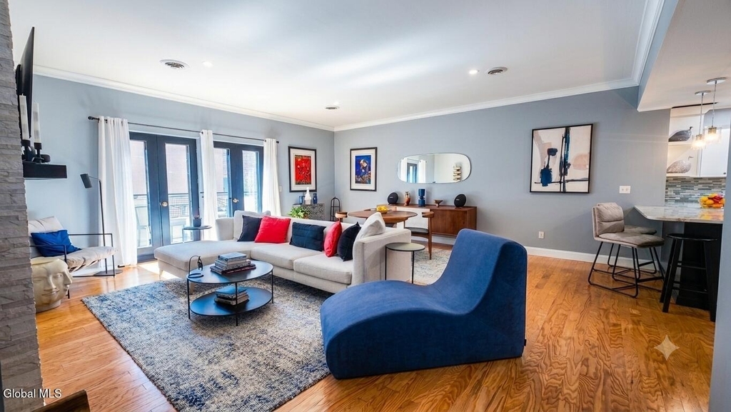 106 Spring Street - Photo 6