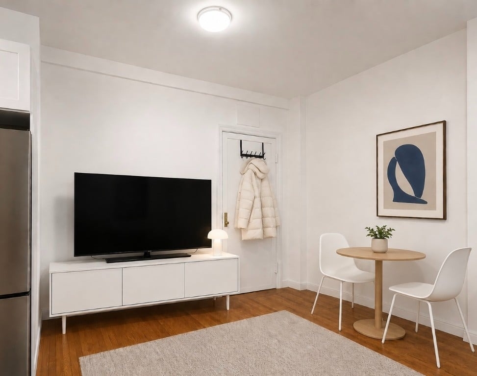 205 W 88th Street - Photo 1
