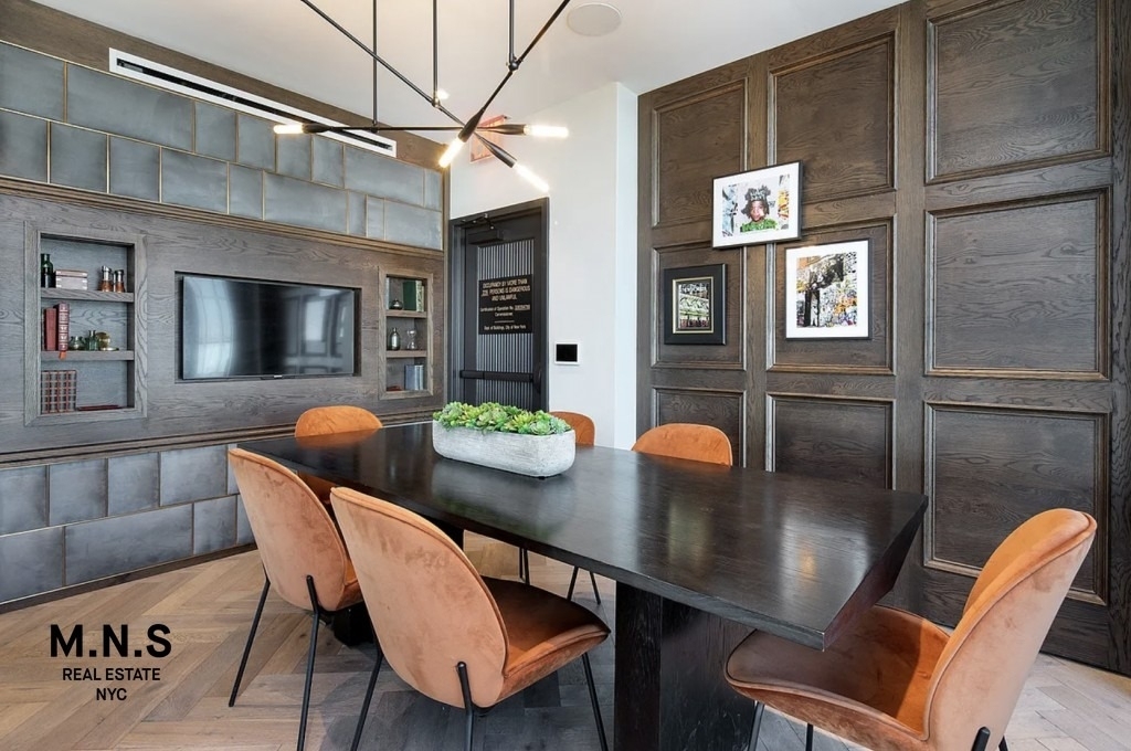 36-20 Steinway Street - Photo 15