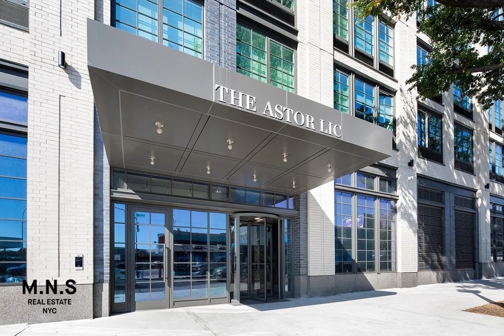 36-20 Steinway Street - Photo 30