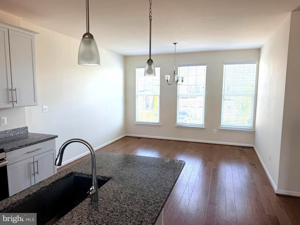 438 Boxelder Drive - Photo 4