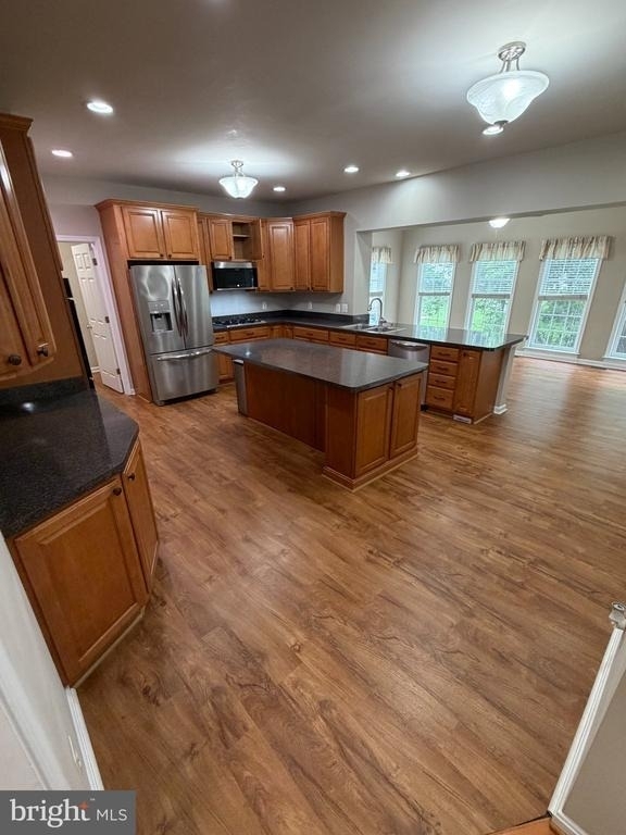 10410 Silver Creek Court - Photo 7