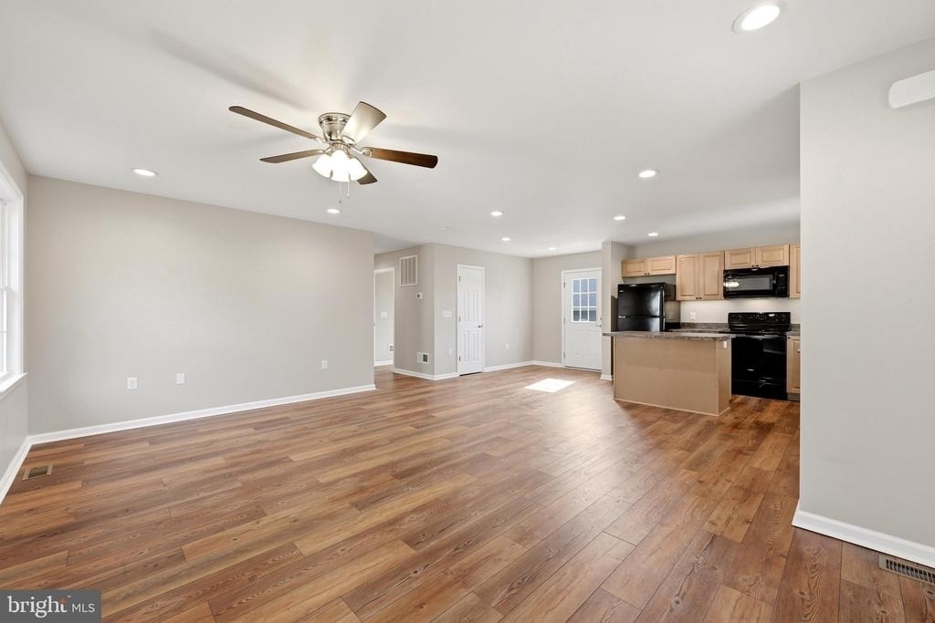 640 Jenkins - Photo 7