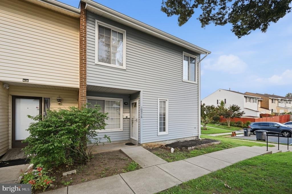 10976 Hiram Court - Photo 0