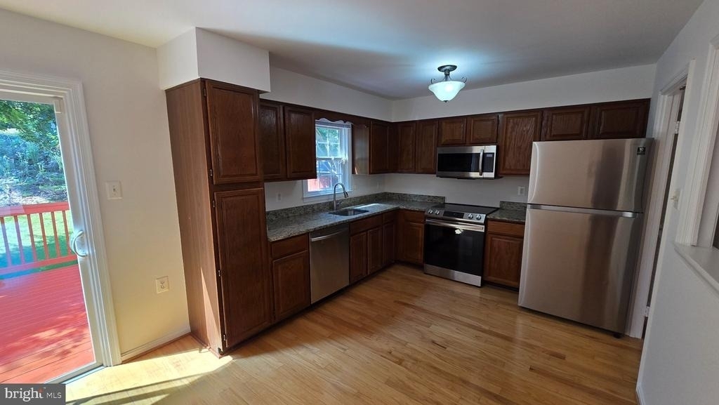 12151 Stallion Court - Photo 8
