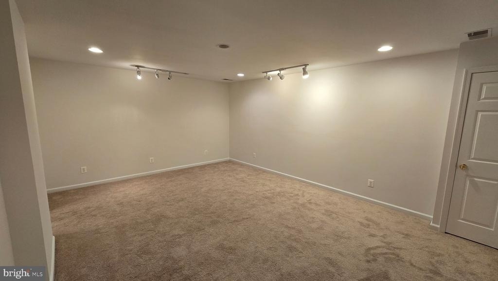 12151 Stallion Court - Photo 20