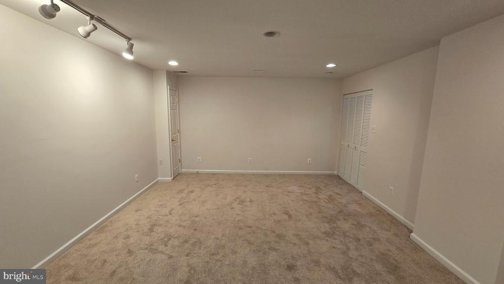 12151 Stallion Court - Photo 21