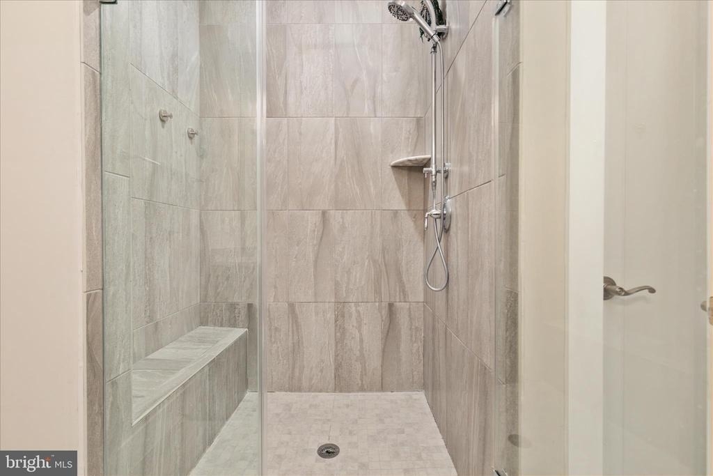 44735 Medway Terrace - Photo 33