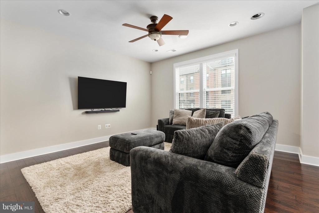 44735 Medway Terrace - Photo 41