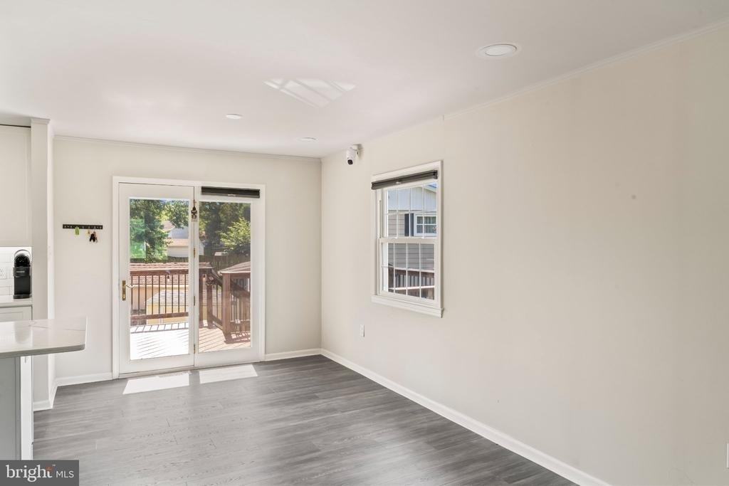 101 Williamsburg Road - Photo 11