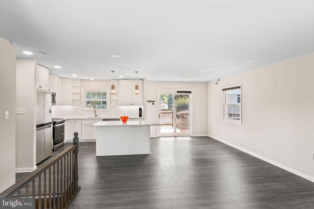 101 Williamsburg Road - Photo 7
