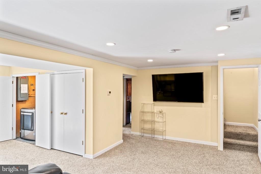 101 Williamsburg Road - Photo 34