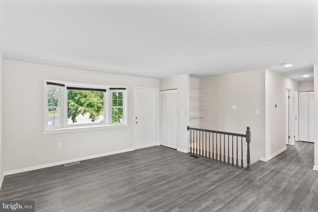 101 Williamsburg Road - Photo 9