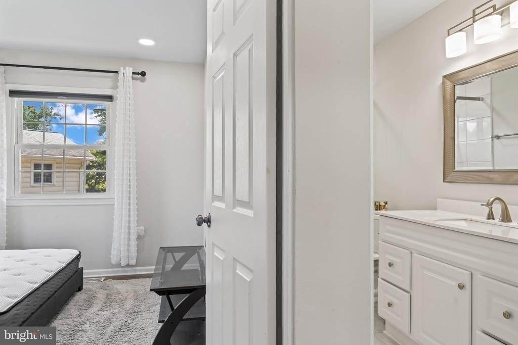 101 Williamsburg Road - Photo 15