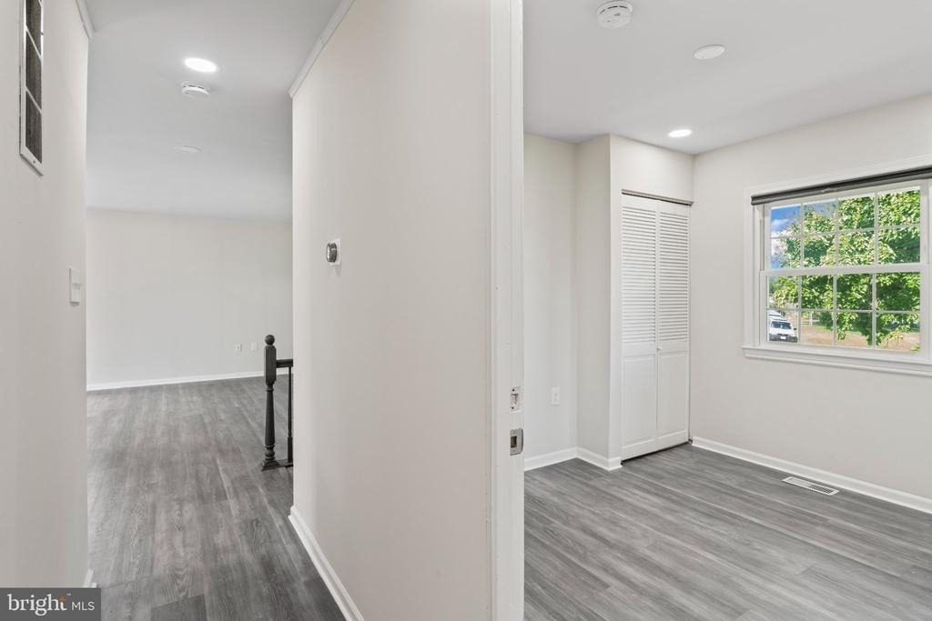 101 Williamsburg Road - Photo 18