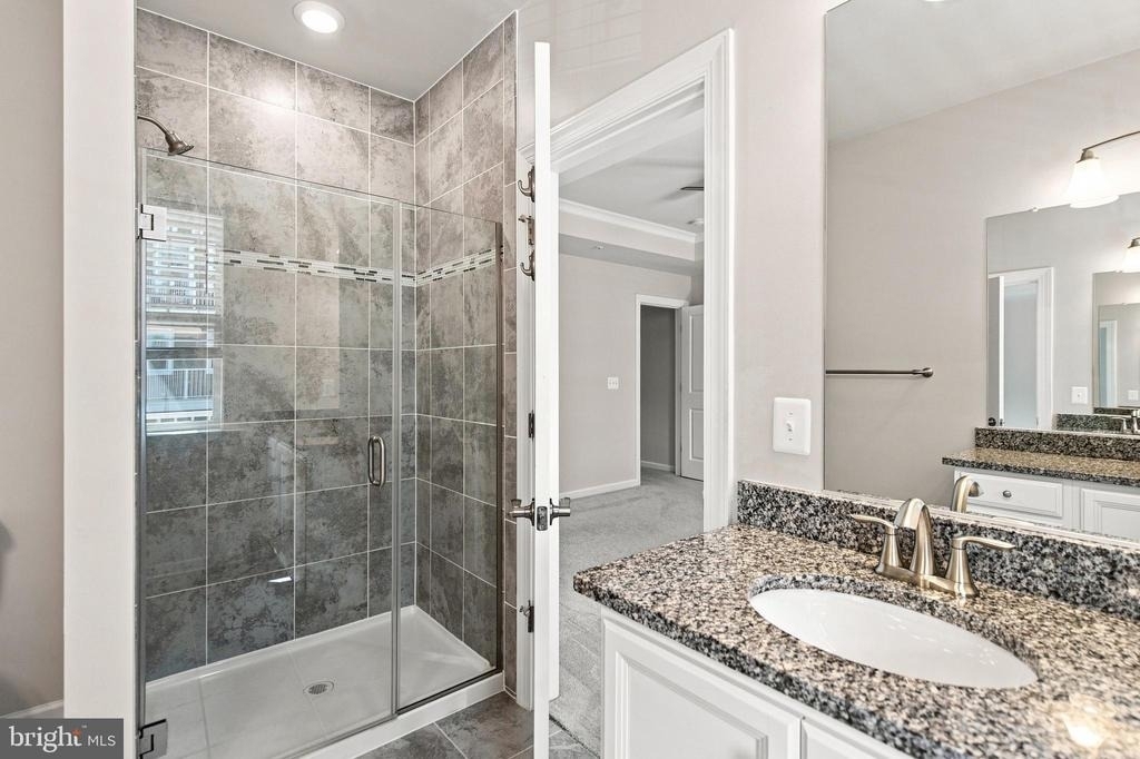 20704 Wood Quay Drive - Photo 17