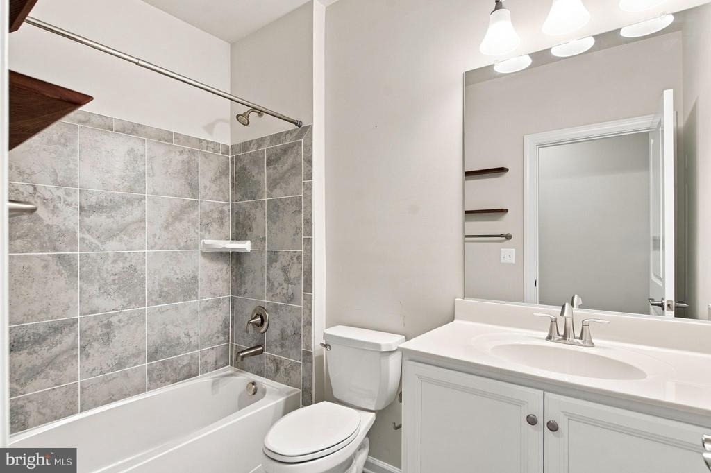 20704 Wood Quay Drive - Photo 19