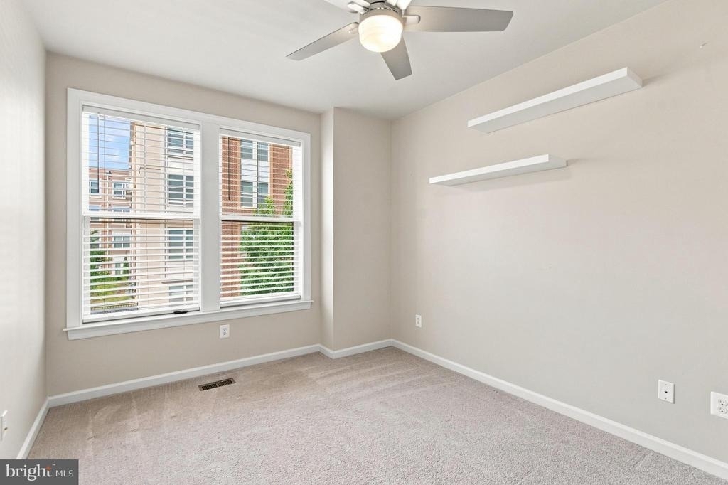 20704 Wood Quay Drive - Photo 20