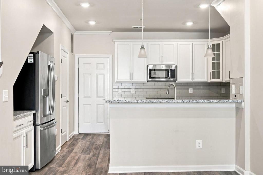 20704 Wood Quay Drive - Photo 3