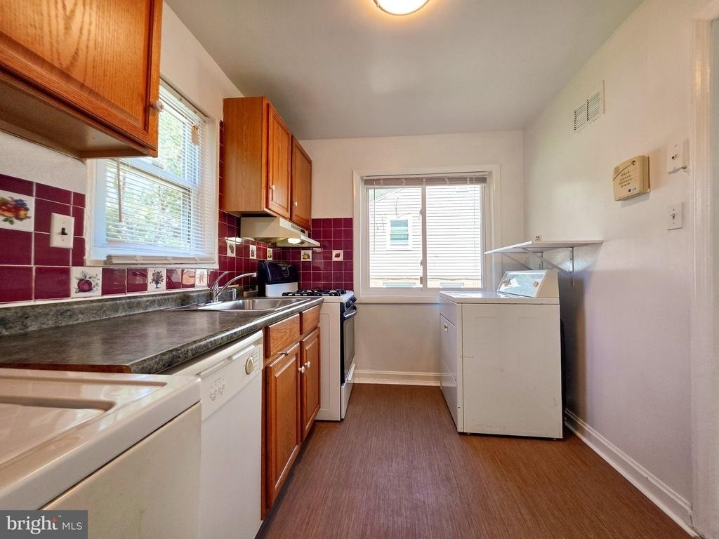 5818 Fifer Drive - Photo 6