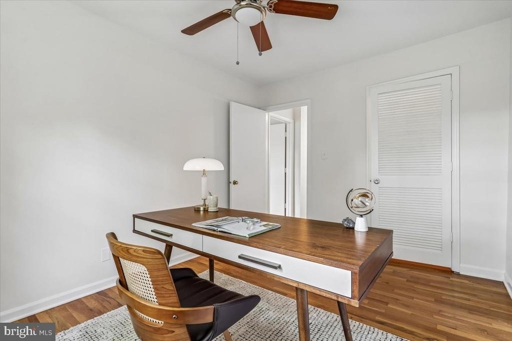1851 Wainwright Drive - Photo 21