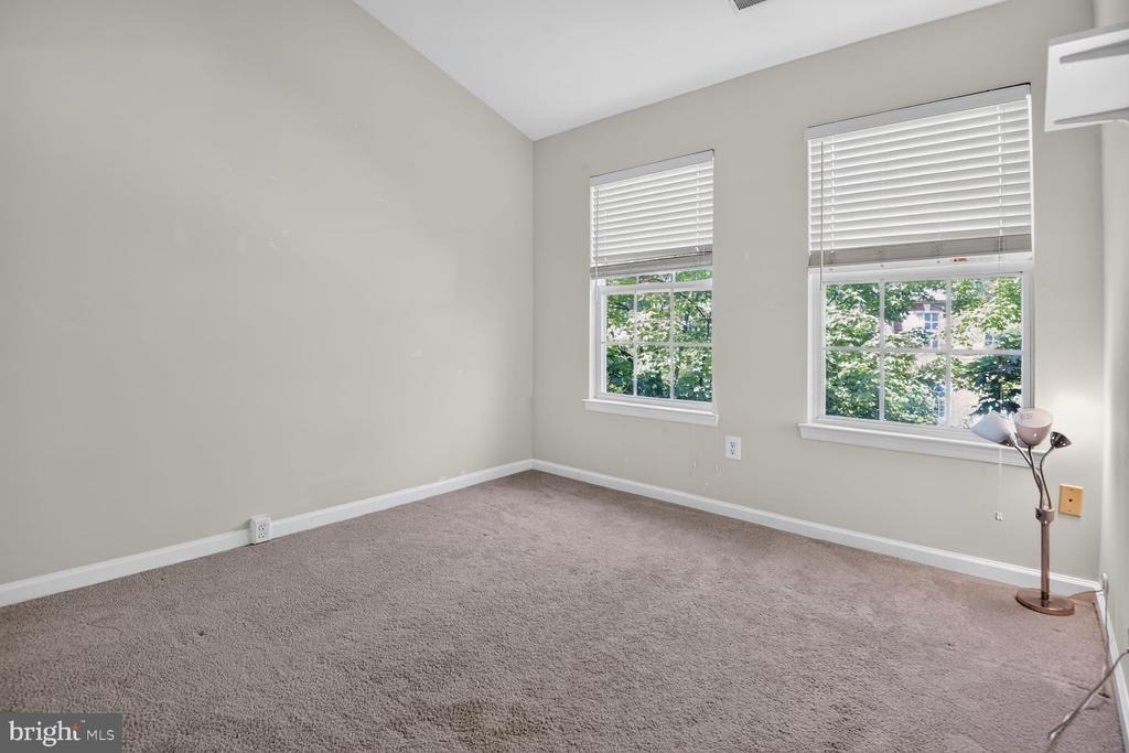 4129 Grover Glen Court - Photo 9