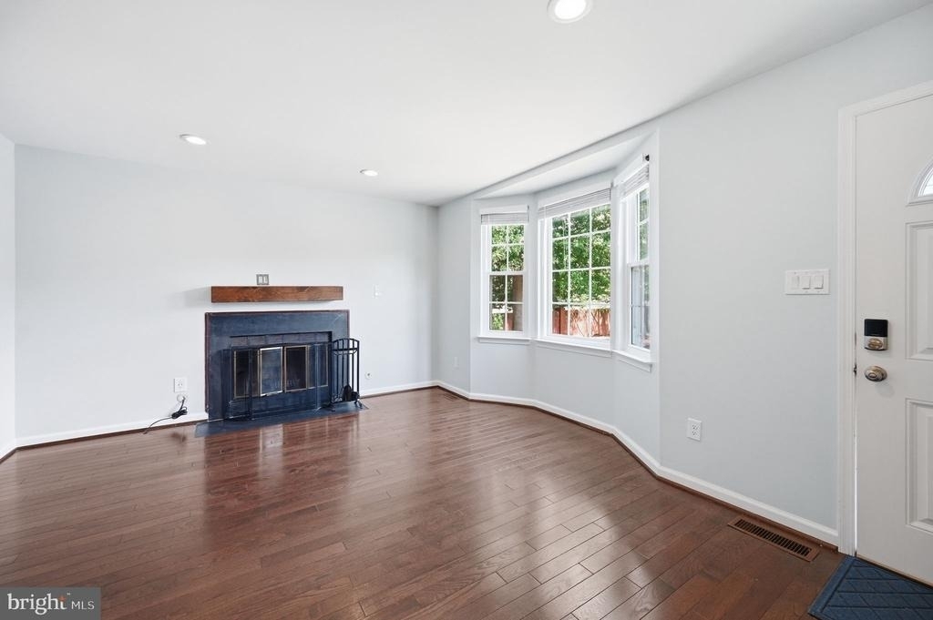 6991 Adonis Court - Photo 5
