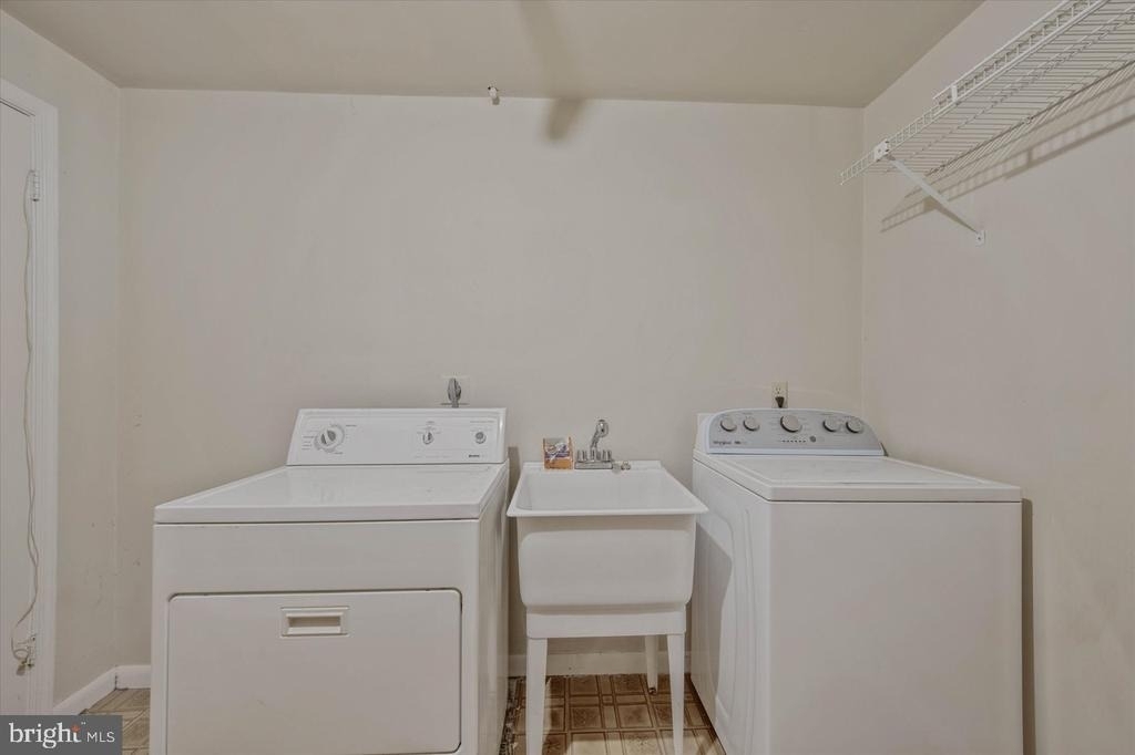 7177 Lake Cove Drive - Photo 39