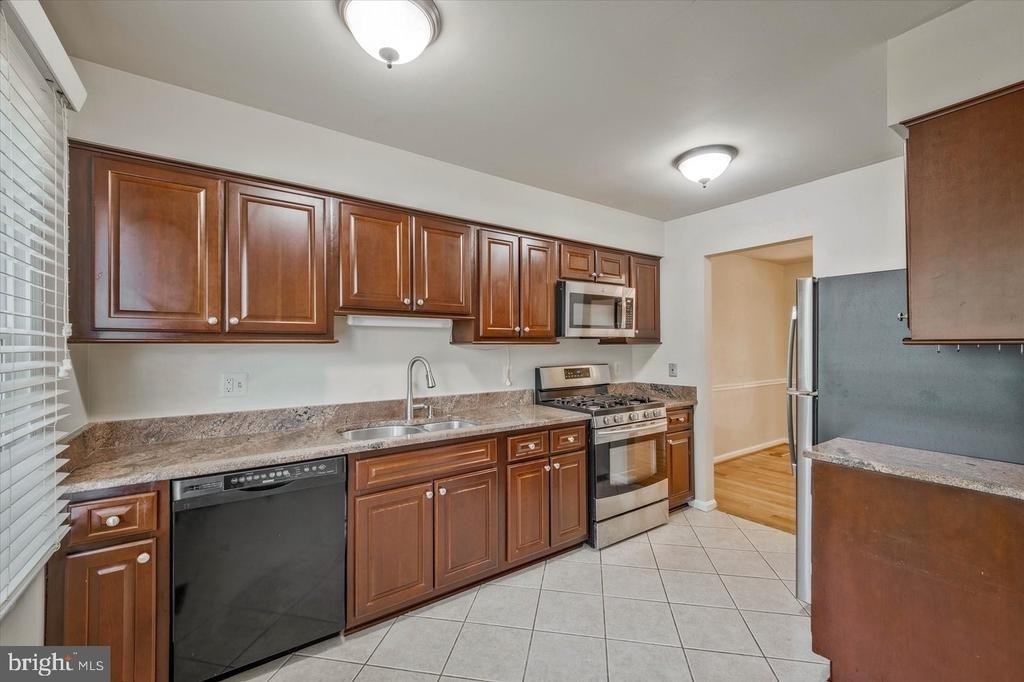 7177 Lake Cove Drive - Photo 1