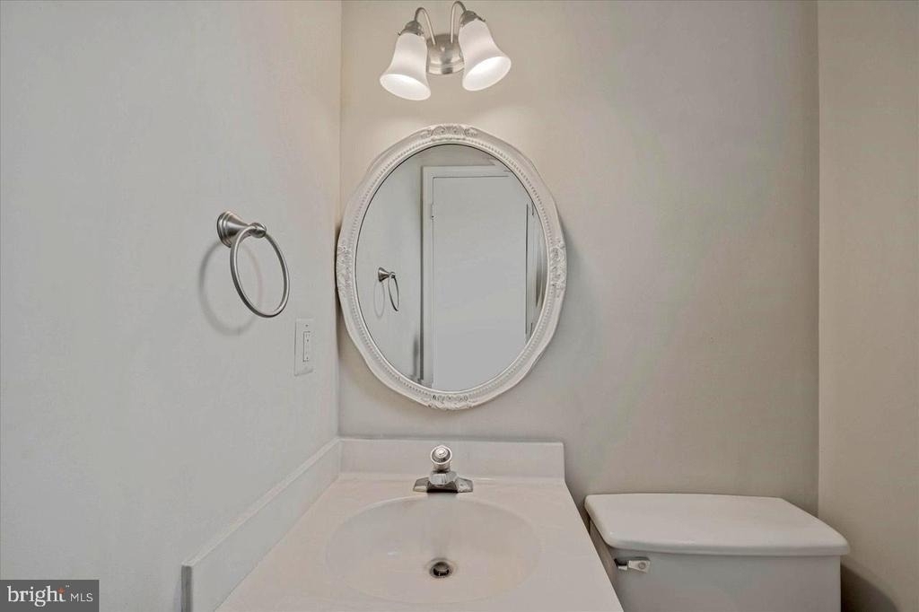 7177 Lake Cove Drive - Photo 11