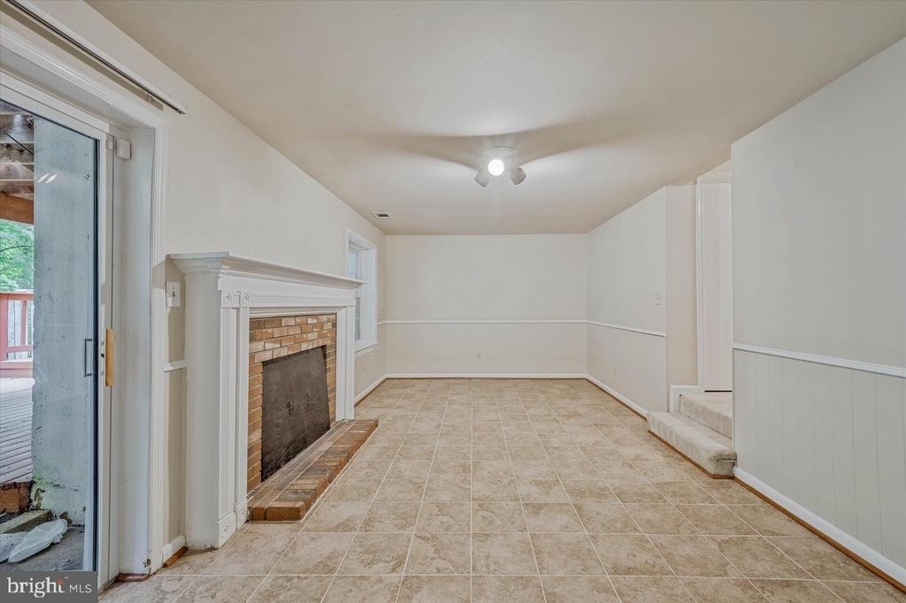 7177 Lake Cove Drive - Photo 4