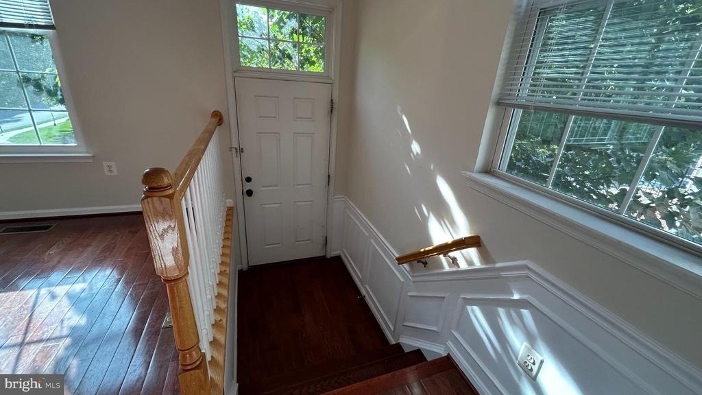 13906 Gothic Drive - Photo 2