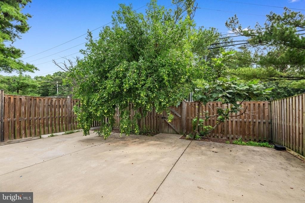 8063 Dulciana Court - Photo 27