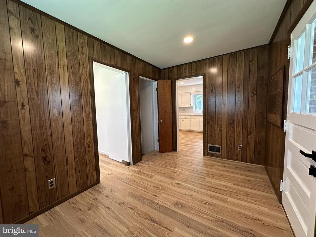 3000 James Street - Photo 11