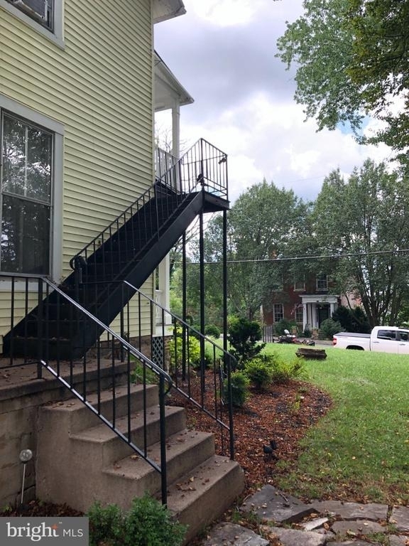 185 Main Street - Photo 34