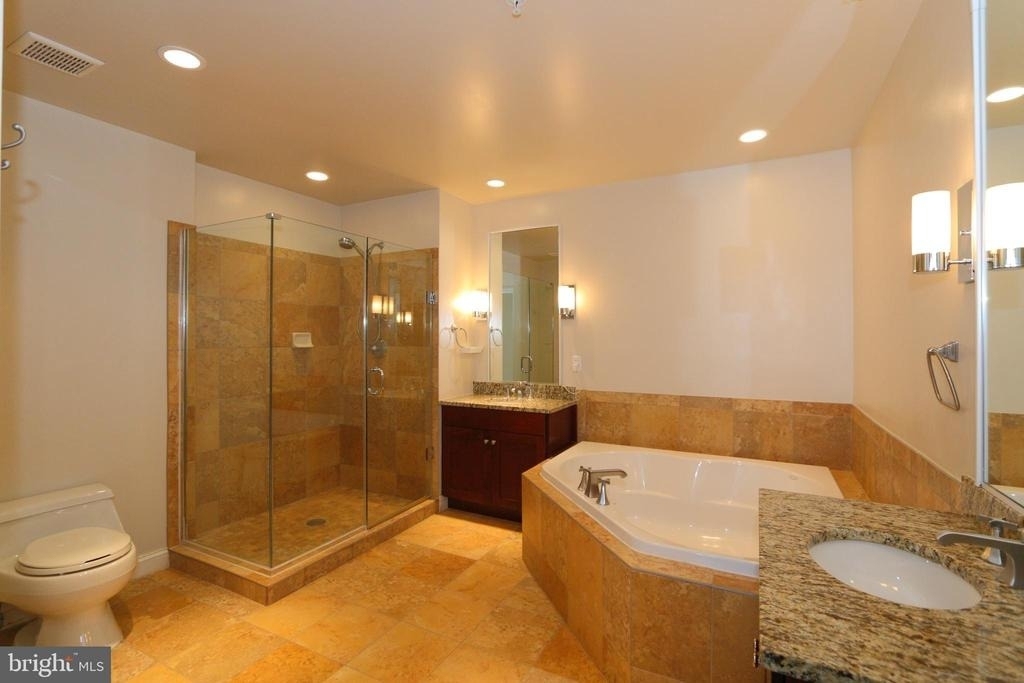 513 W Broad Street - Photo 17