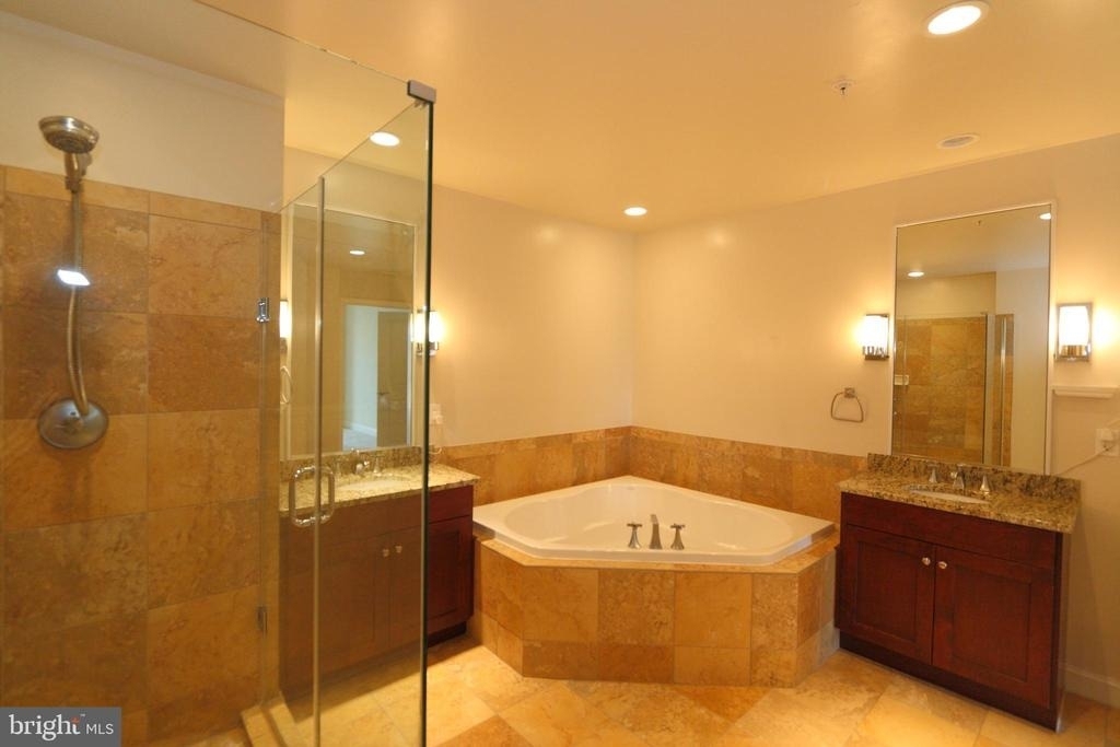 513 W Broad Street - Photo 16