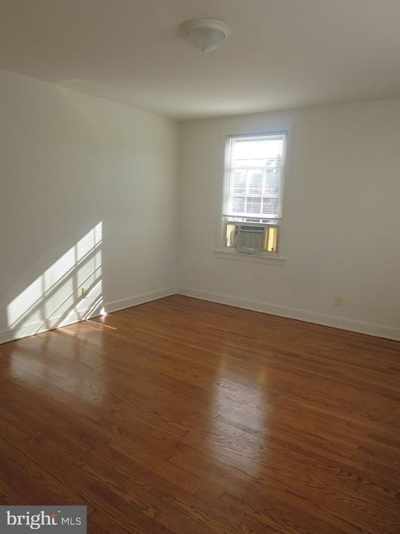 426 E Glendale Avenue - Photo 2