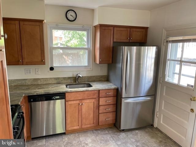 4221 Vermont Avenue - Photo 6