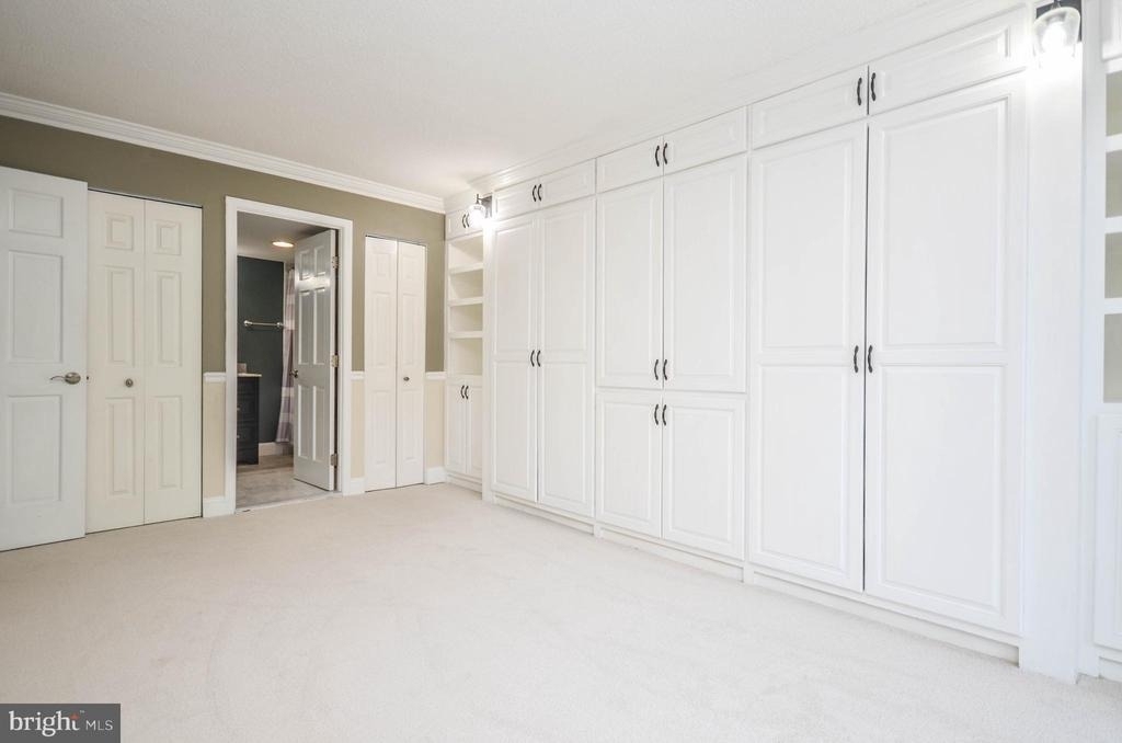 1401 N Rhodes Street - Photo 16