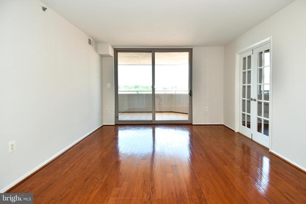 1001 N Vermont Street - Photo 5