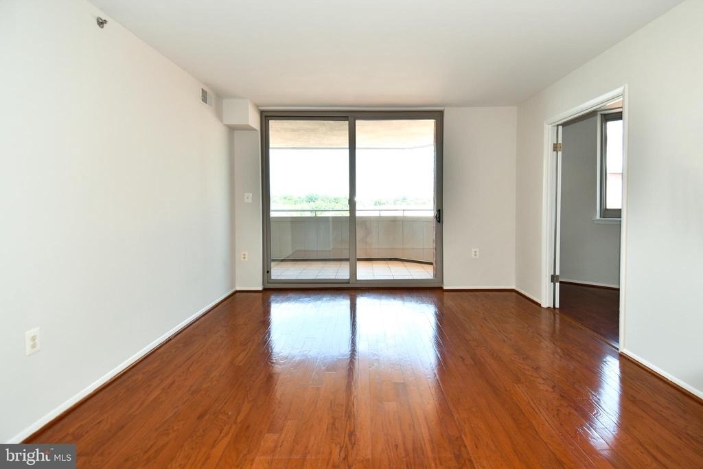 1001 N Vermont Street - Photo 4
