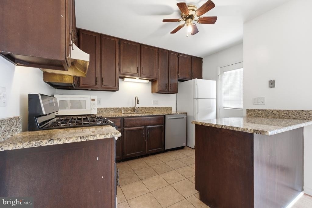 5616 8th Street N - Photo 13