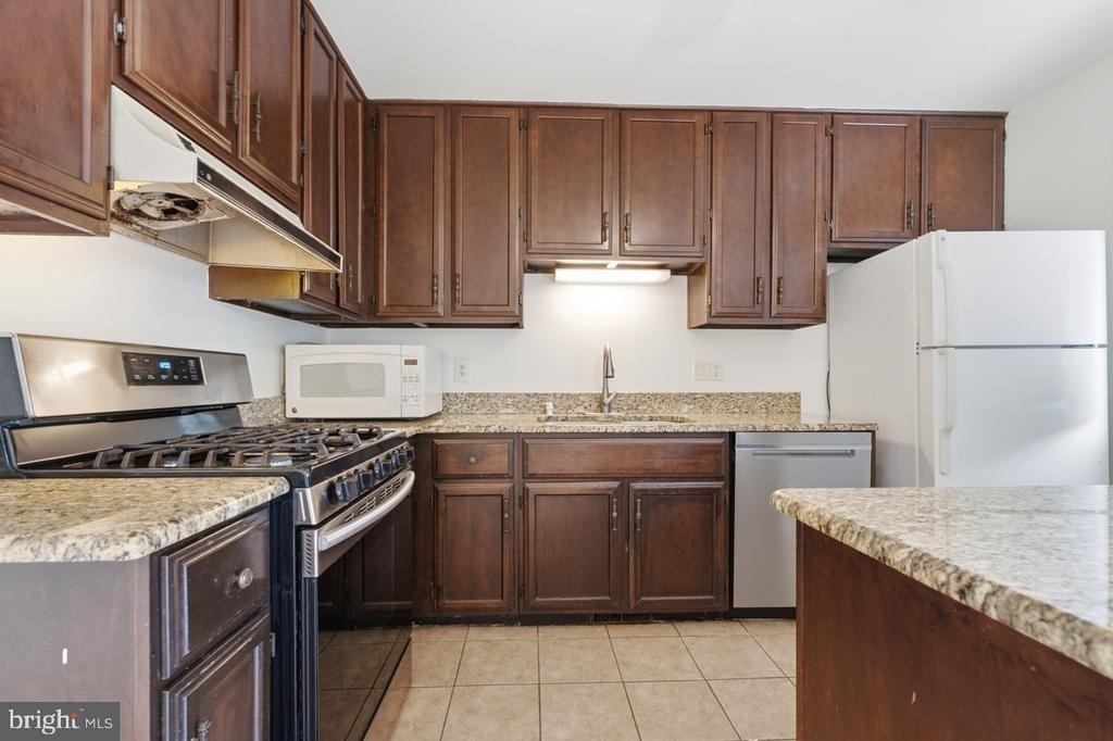 5616 8th Street N - Photo 14